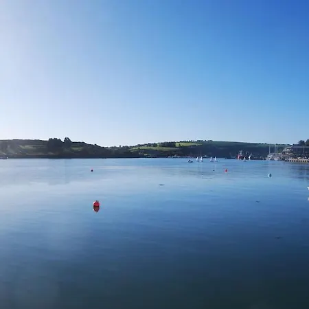 Coastal Chic Waterfront Kinsale